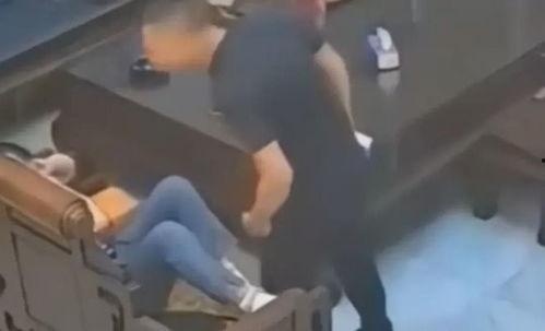 男子爆料自己老婆视频,真相背后引人深思 第2张 男子爆料自己老婆视频,真相背后引人深思 第2张